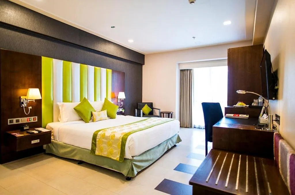 ****  Platinum Grand Otel Dakka Bangladeş